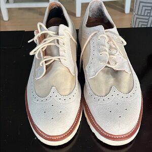 Dr. Marten’s Classic Cream Men's Brogues - Size US 11